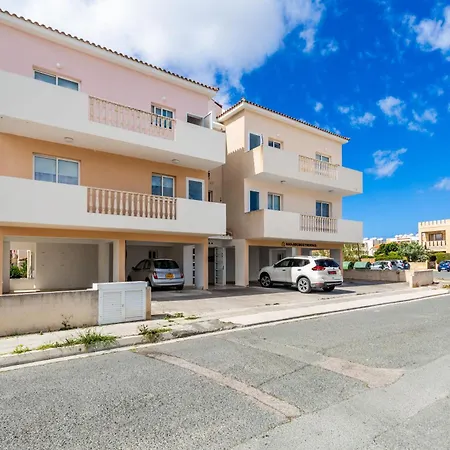 Beautiful 2 Bed In Cyprus * Pafos