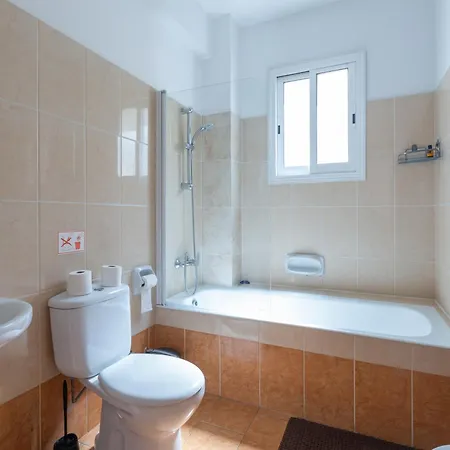 Beautiful 2 Bed In Cyprus Pafos