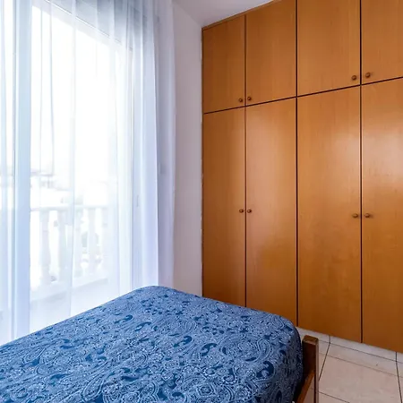 Beautiful 2 Bed In Cyprus Apartmán