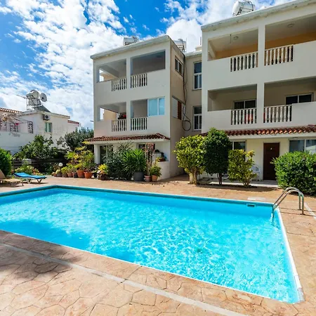Apartmán Beautiful 2 Bed In Cyprus Paphos