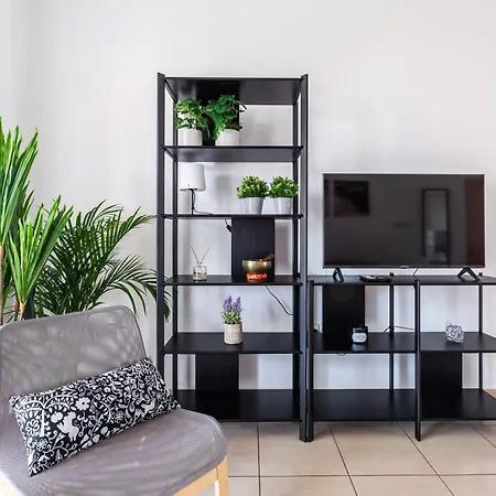 Beautiful 2 Bed In Cyprus Apartment *