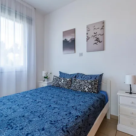 Apartmán Beautiful 2 Bed In Cyprus Paphos