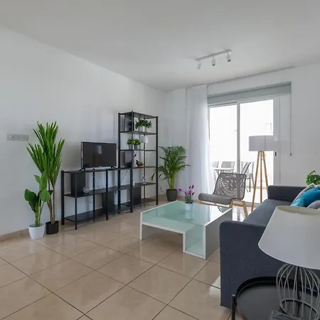 Beautiful 2 Bed In Cyprus Apartmán