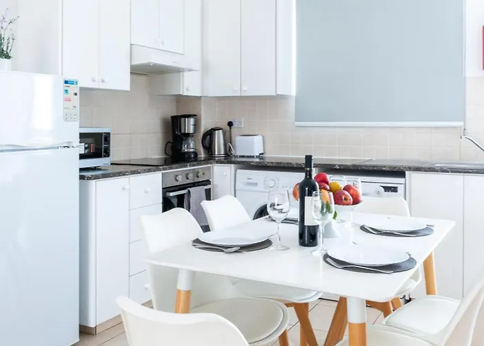 Beautiful 2 Bed In Cyprus