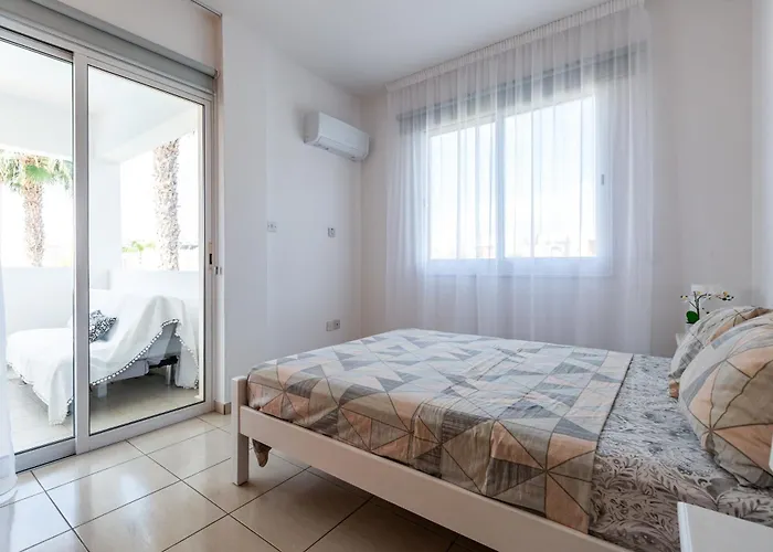 Beautiful 2 Bed In Cyprus Lejlighed *