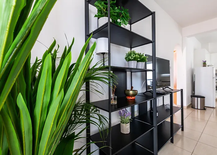 Beautiful 2 Bed In Cyprus *