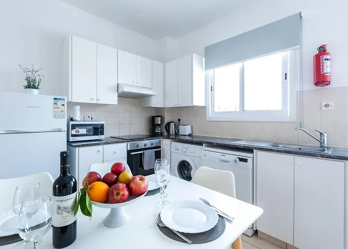 Beautiful 2 Bed In Cyprus *