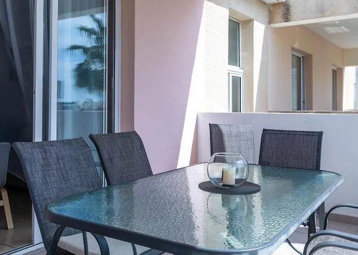 Beautiful 2 Bed In Cyprus