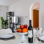 Beautiful 2 Bed In Cyprus *