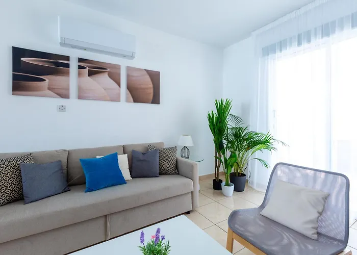 Beautiful 2 Bed In Cyprus Apartment