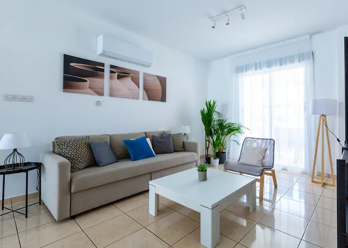 Beautiful 2 Bed In Cyprus * Paphos